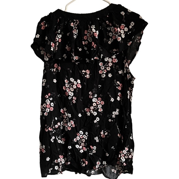 Torrid Black Floral Print Crepe Ruffle Sleeveless Blouse Size 2X Plus Size - Picture 3 of 5